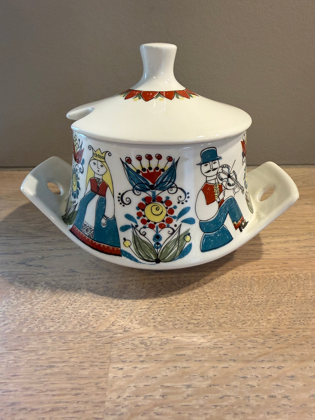 Figgjo Saga liten terrin med lokk - vintage Turi design