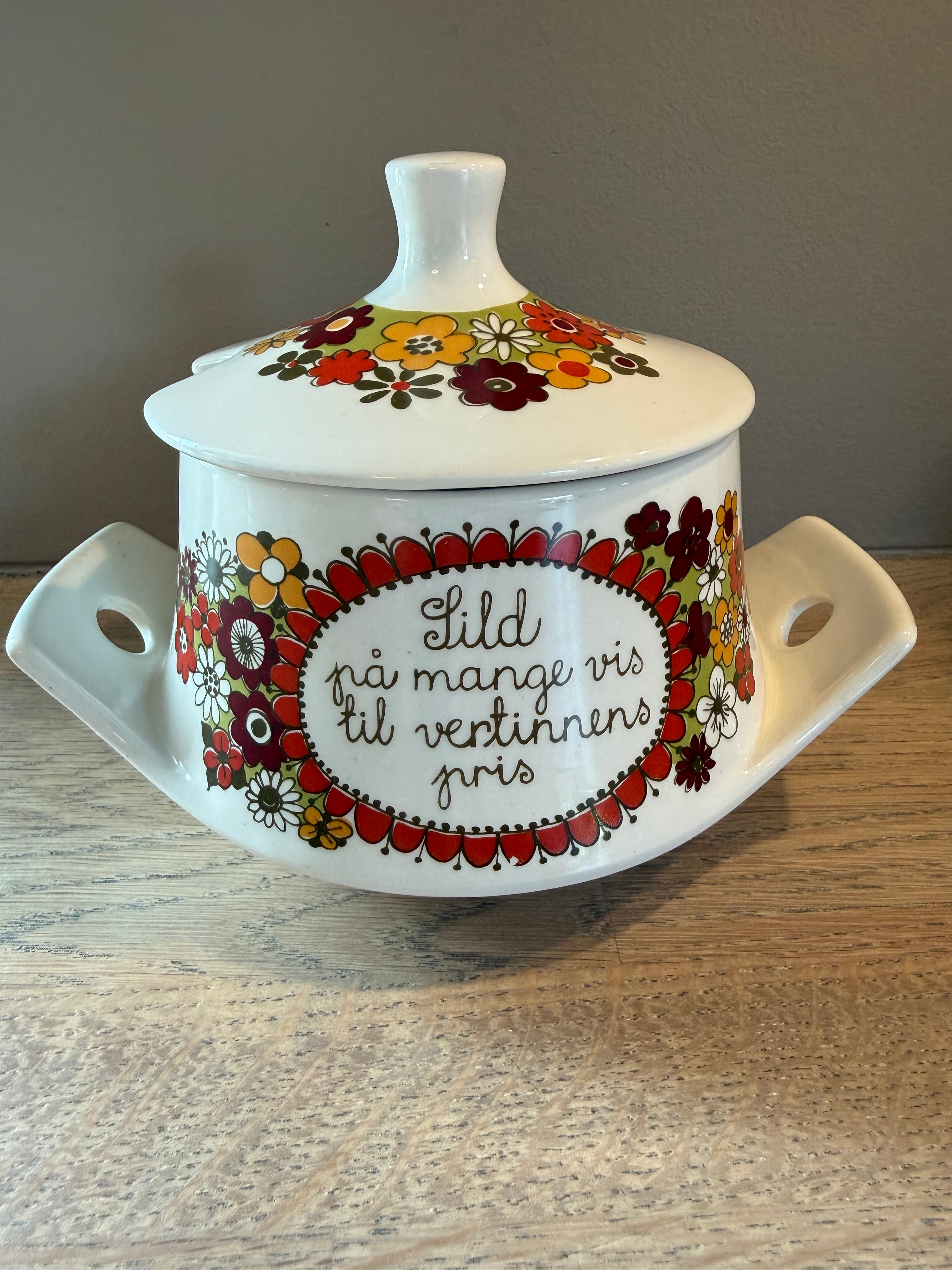 Figgjo Folklore liten terrin | Vintage Turi design