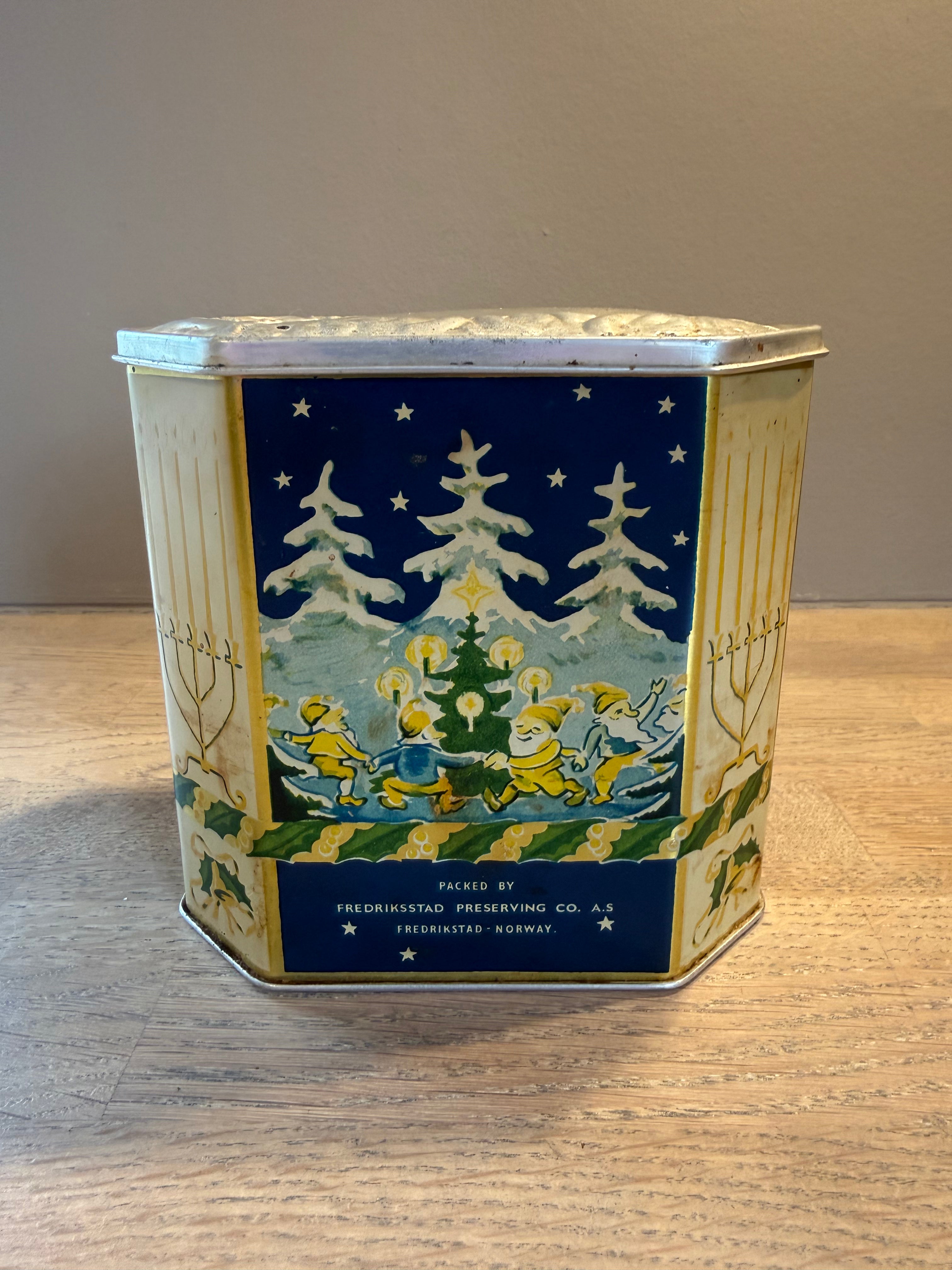 Juleboks i metall. Åttekantet