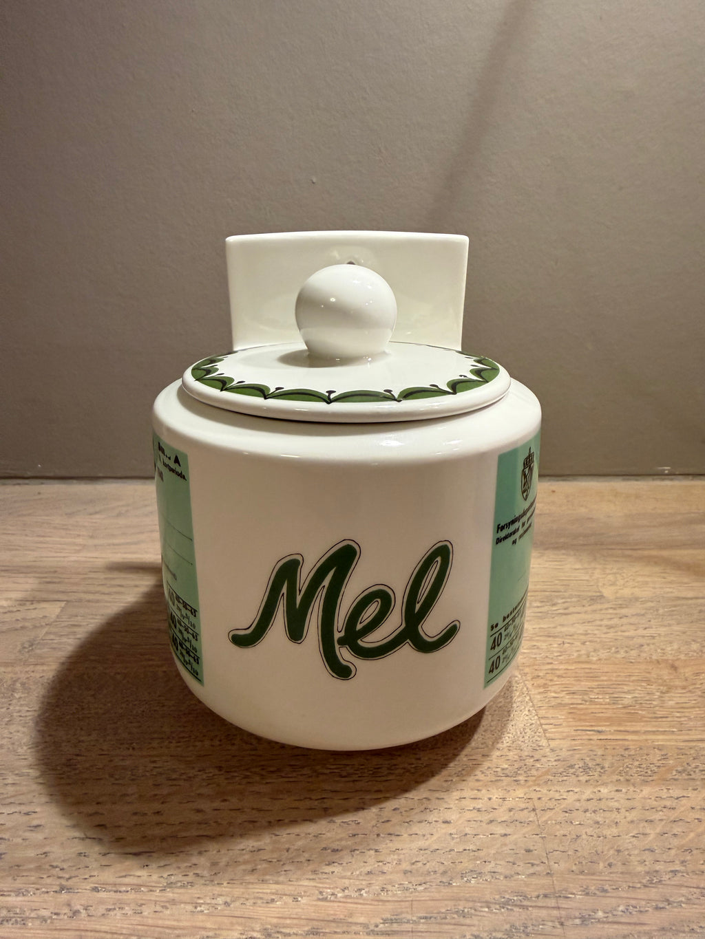 Figgjo Flint Melkrukke , dekor Rasjoneringskort