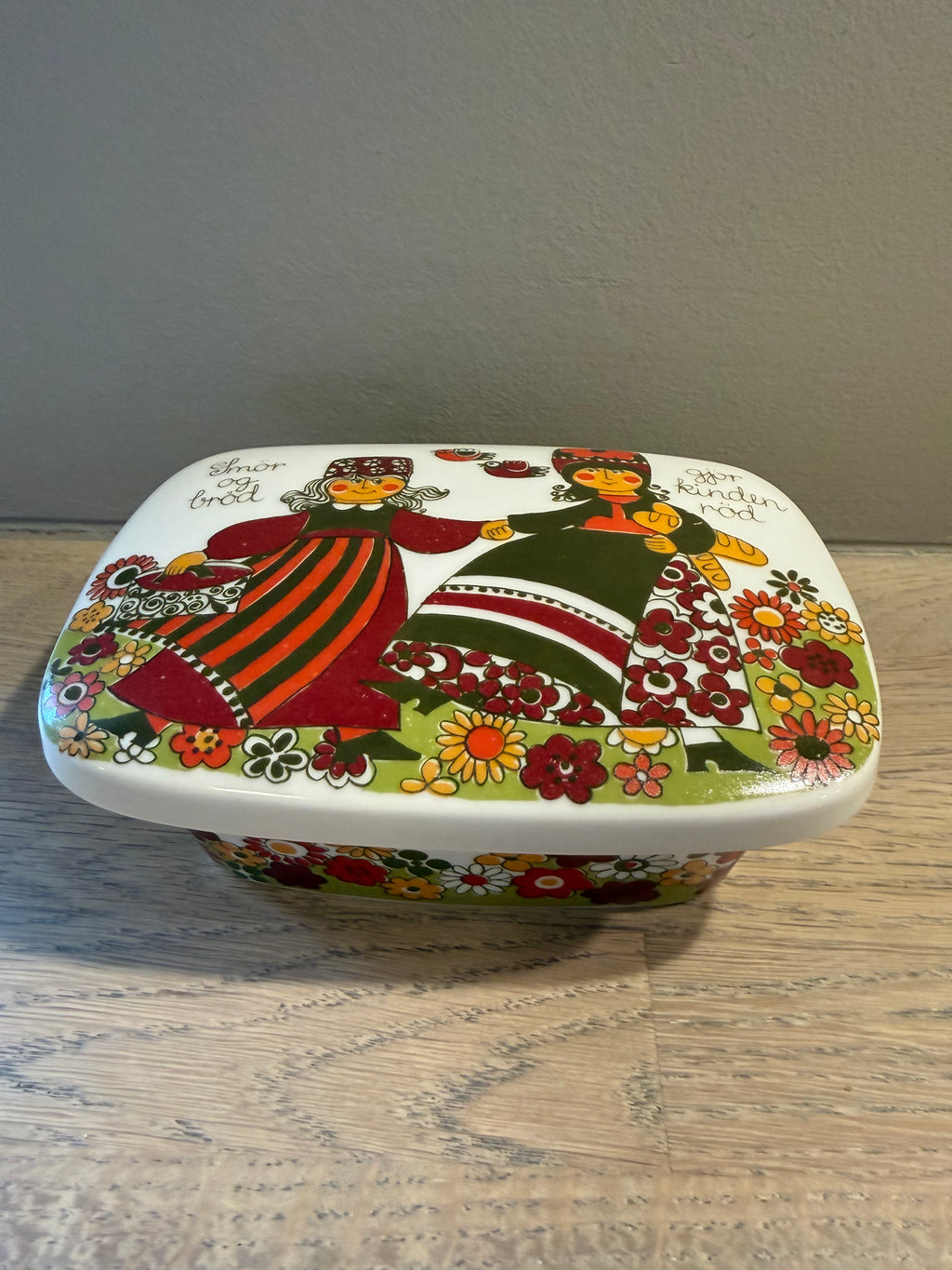 Figgjo Folklore Smørskål med lokk | Vintage Turi design