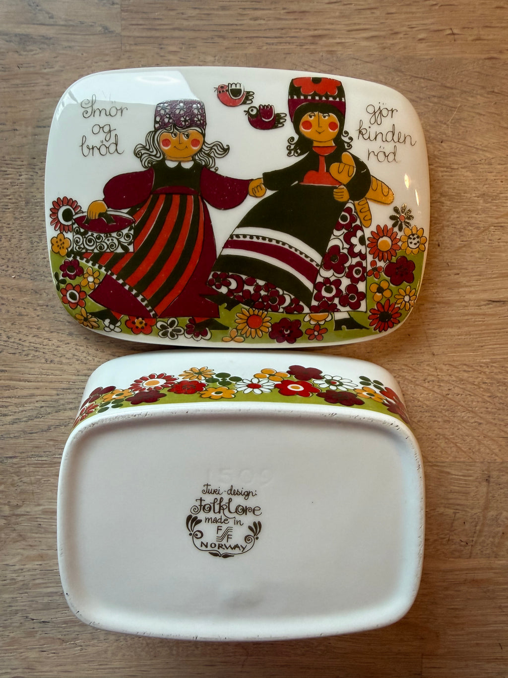Figgjo Folklore Smørskål med lokk | Vintage Turi design