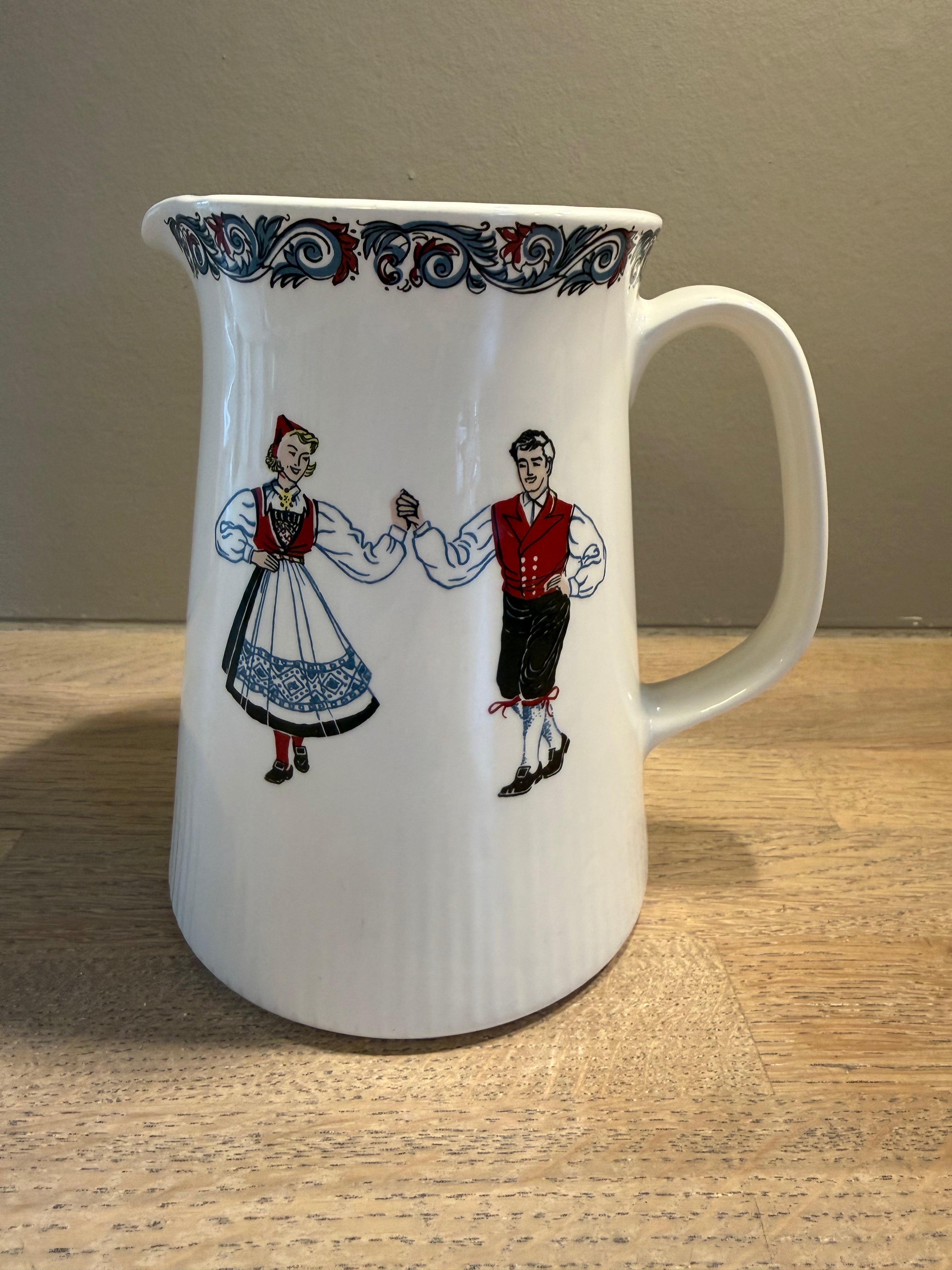 Figgjo Hardangerdansere Mugge 17cm