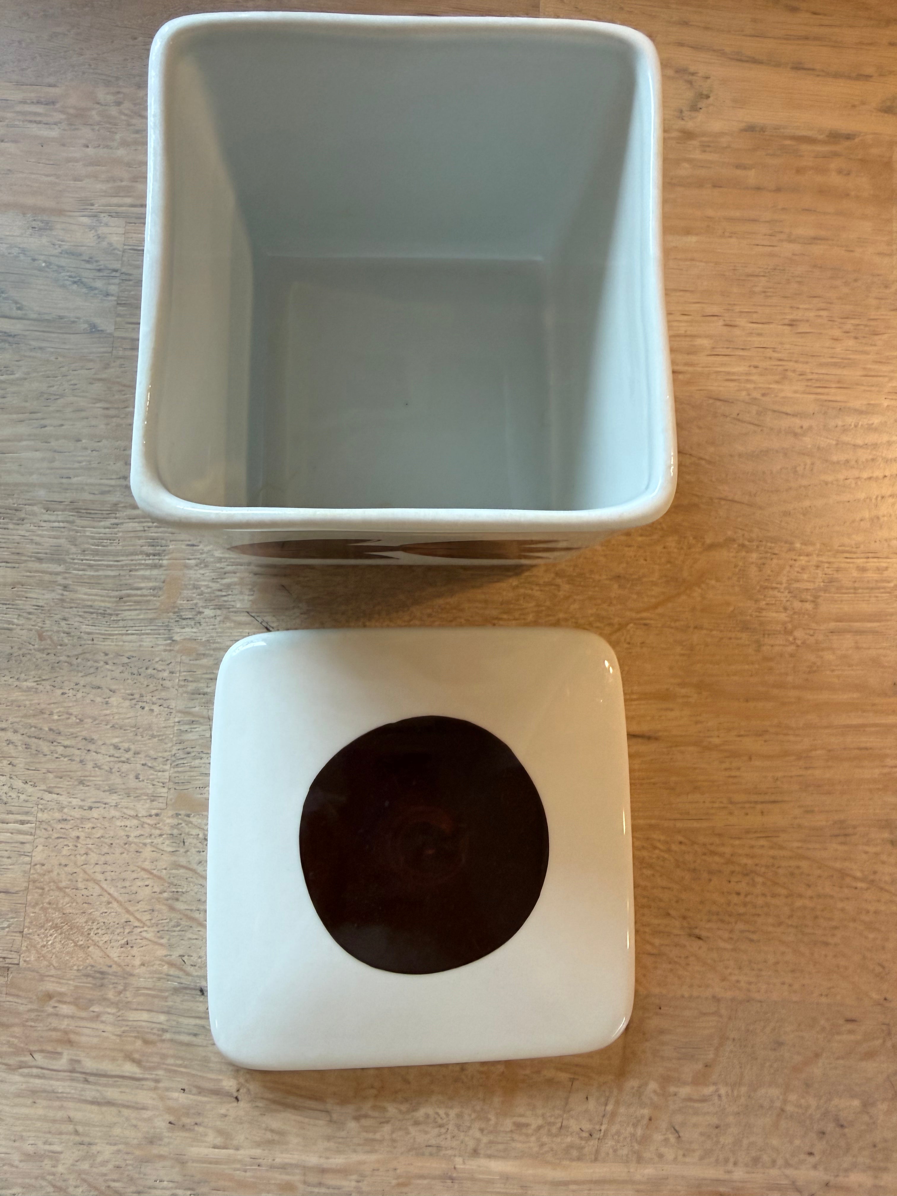 Stavangerflint Karin Smørboks med lokk